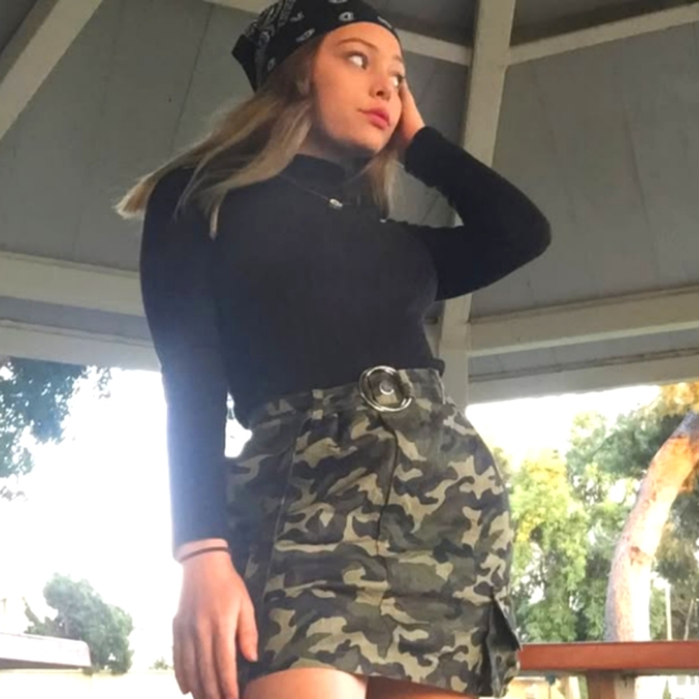 Meet your Posher, Savannah Aguilar V.